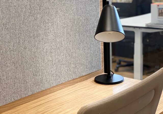 Calvin Klein kontor - designlampe - capelo