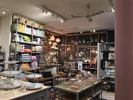 notre dame butik