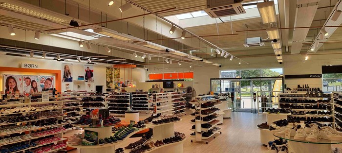 belysning til sko og læder butikker