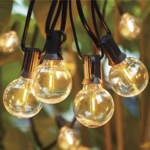 LED G40-ljuskedja med E12-sockel - dimbar, vattentät enligt IP44 och idealisk för utomhusbruk.